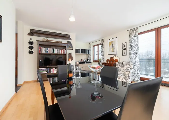 Cracow Pilotow Cosy With Free Parking By Renters Appartement