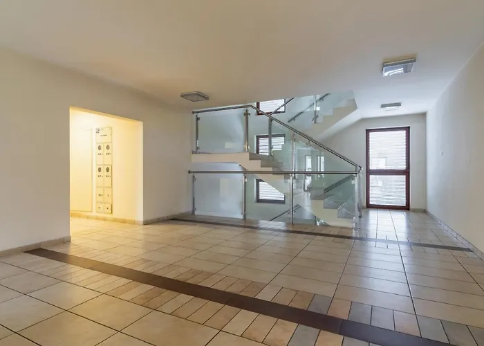 Cracow Pilotow Cosy With Free Parking By Renters Appartement